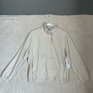 NWT Rhone Women's Mirage Pullover. Size Small Super Soft Outdoor Casual